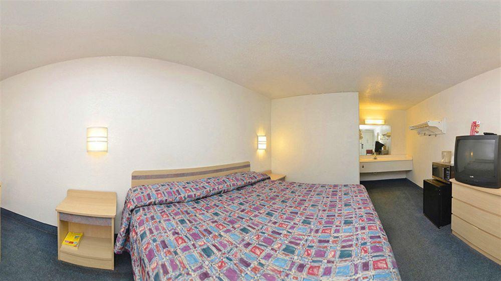 Mentor Home Inn And Suites 部屋 写真
