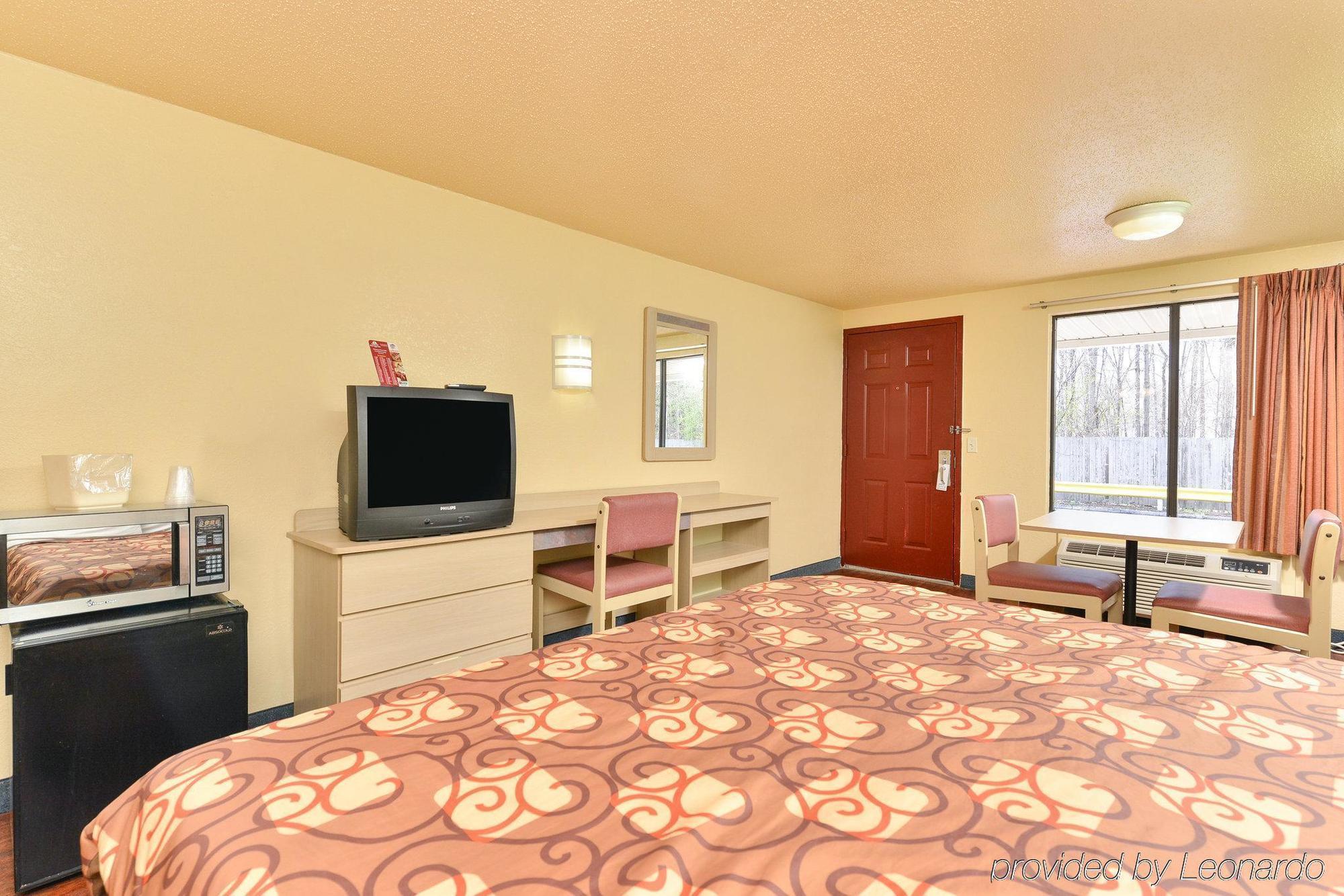 Mentor Home Inn And Suites エクステリア 写真