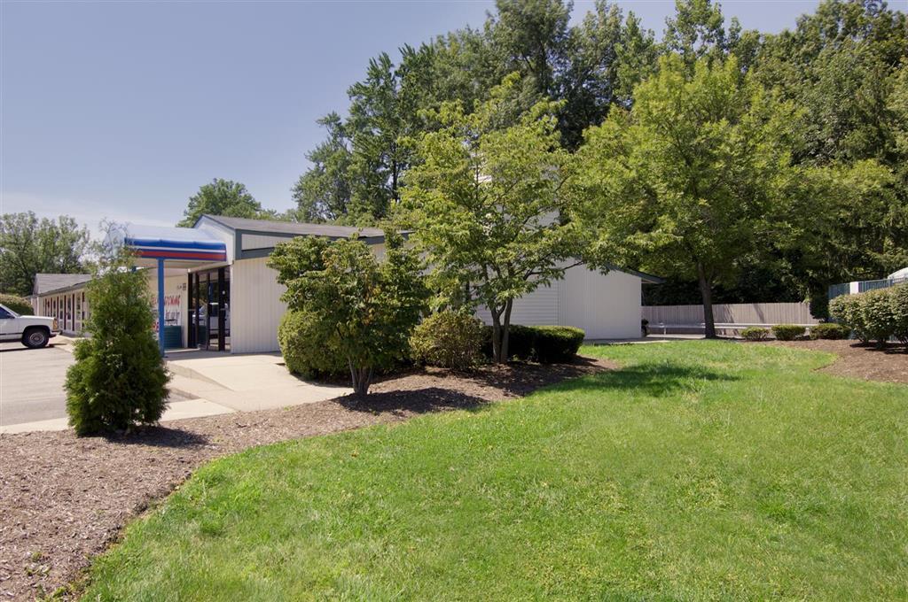 Mentor Home Inn And Suites エクステリア 写真